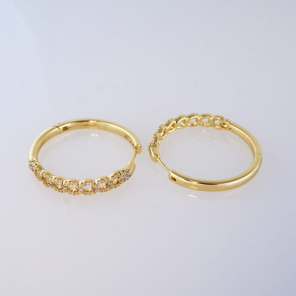 Aretes de Acero Inoxidable Bañados en Oro 14K – EA5867 - Imagen 2