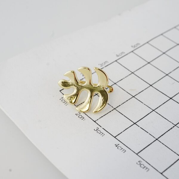 Aretes de Acero Inoxidable Bañados en Oro 14K – EA20051 - Imagen 3