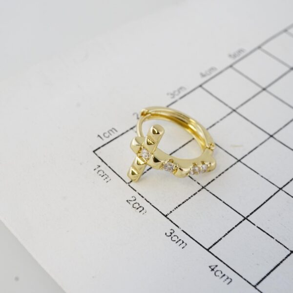 Aretes de Acero Inoxidable Bañados en Oro 14K – EA20361 - Imagen 3