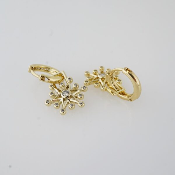 Aretes de Acero Inoxidable Bañados en Oro 14K – EA20091 - Imagen 2