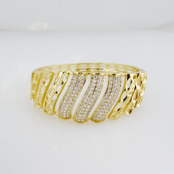 Manilla de Acero Bañada en Oro 14k - BA026