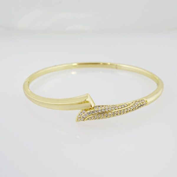 Pulso de Acero Bañado en Oro 14k - BA020