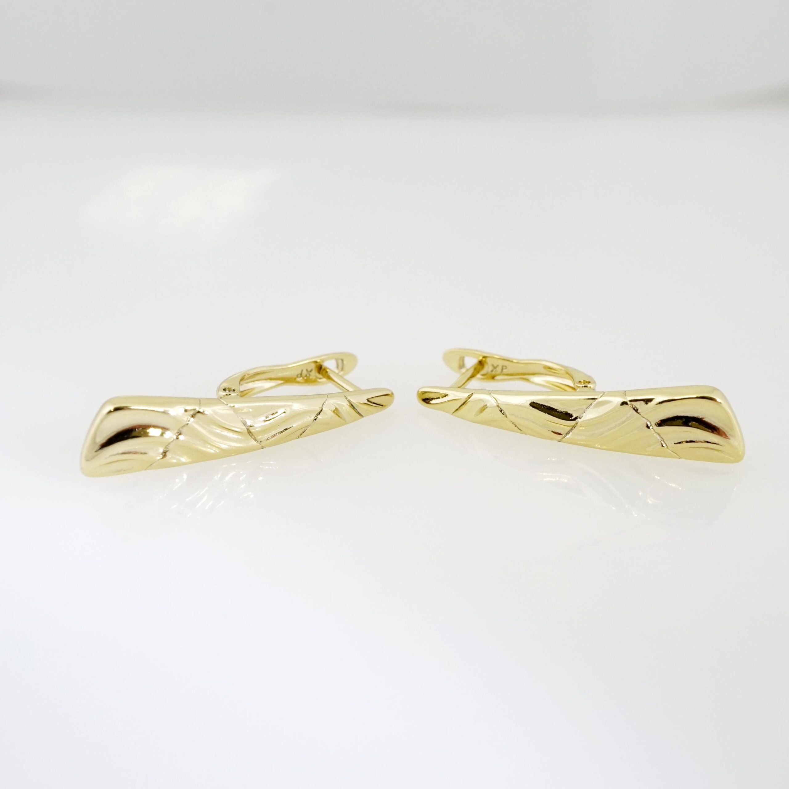 Arete de Acero Bañado en Oro 14k - EA135