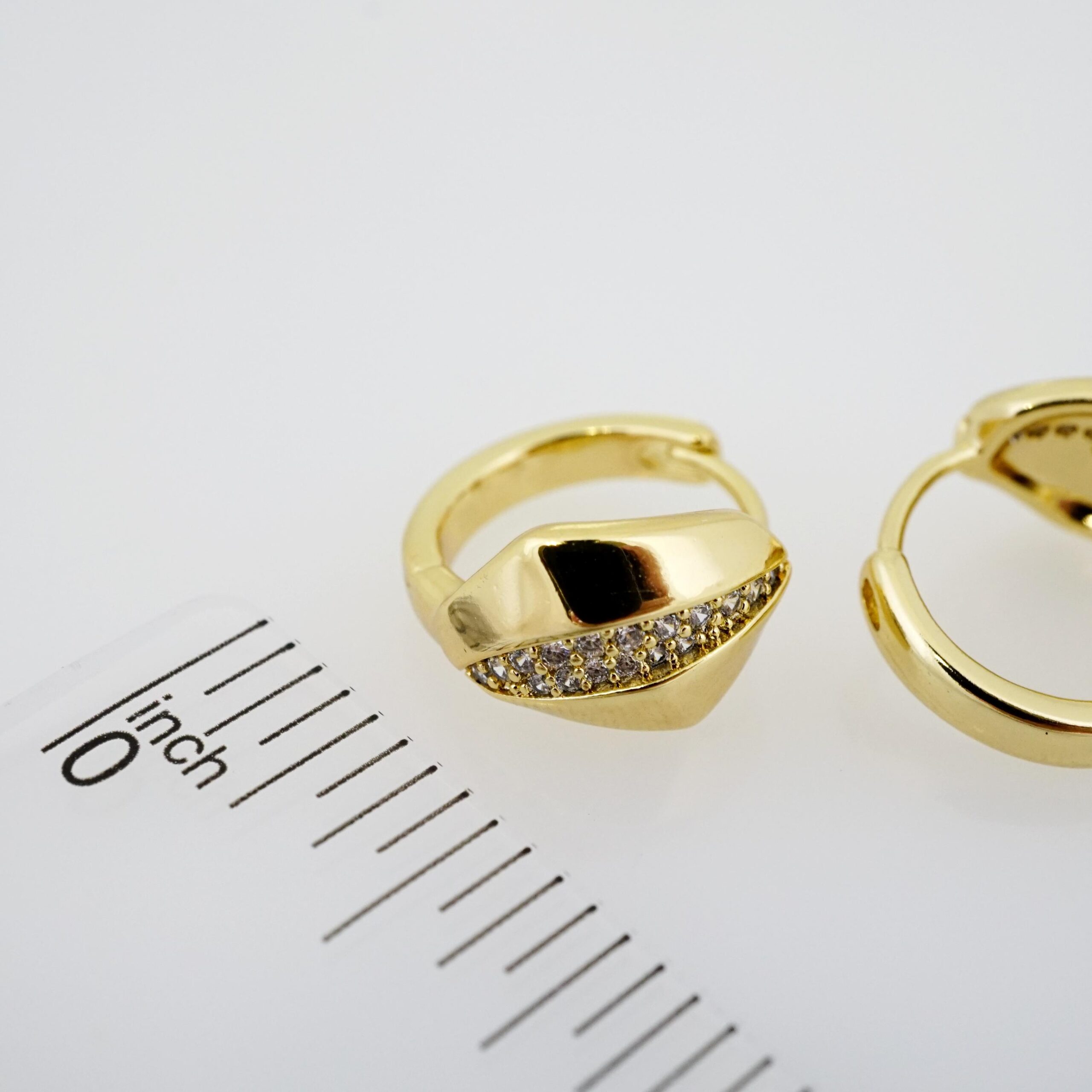 Arete de Acero Bañado en Oro 14k - EA305 - Imagen 3