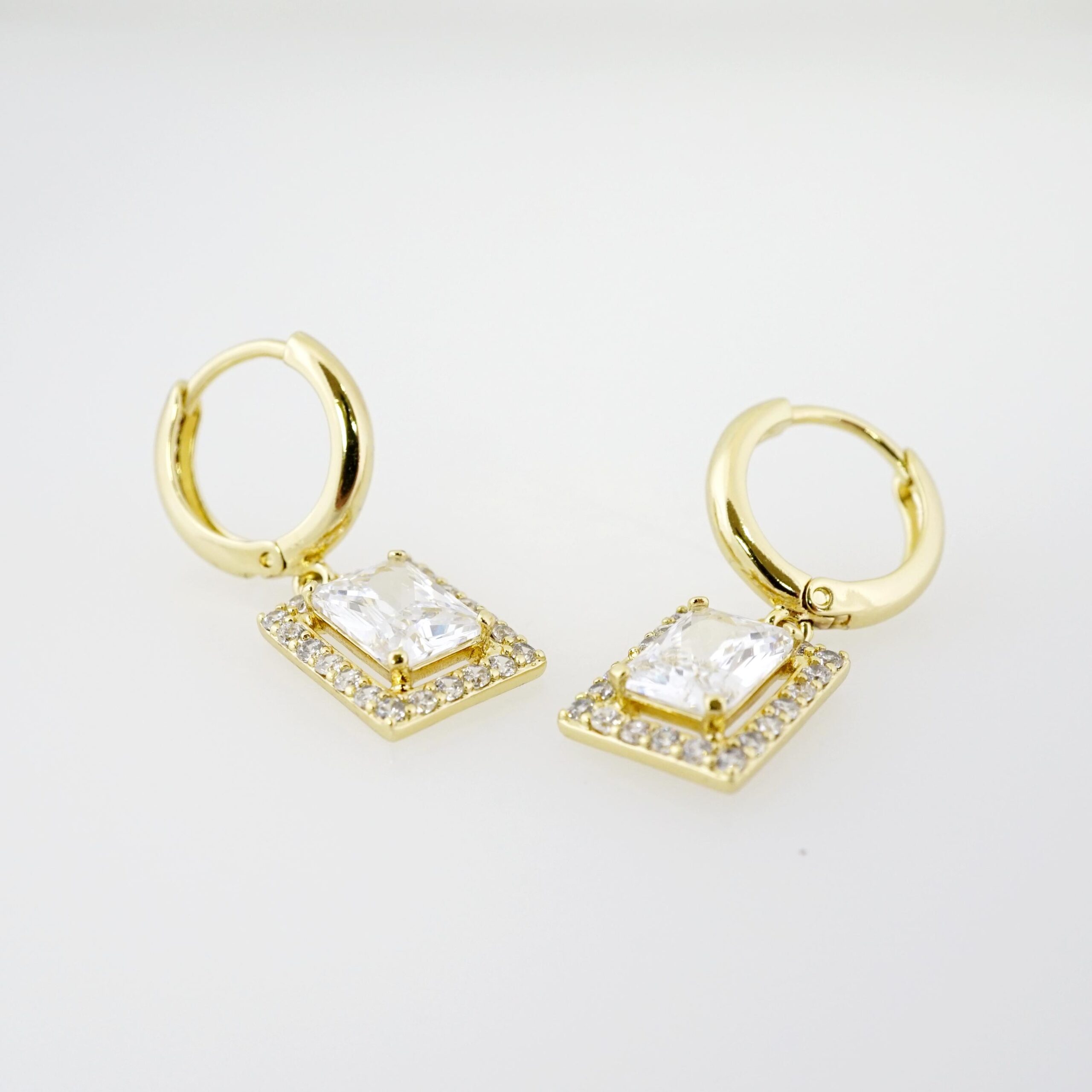 Arete de Acero Bañado en Oro 14k - EA430