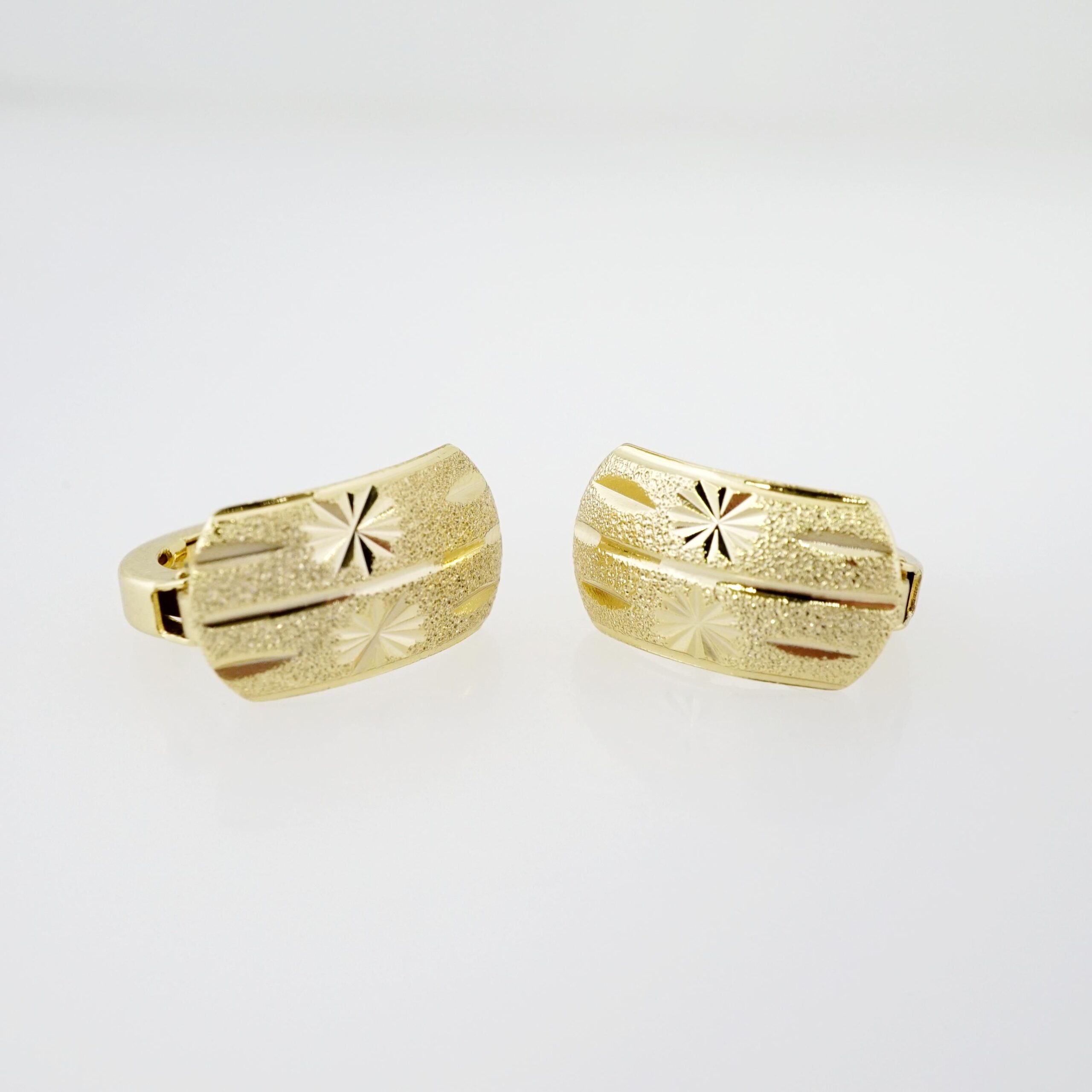 Arete de Acero Bañado en Oro 14k - EA437