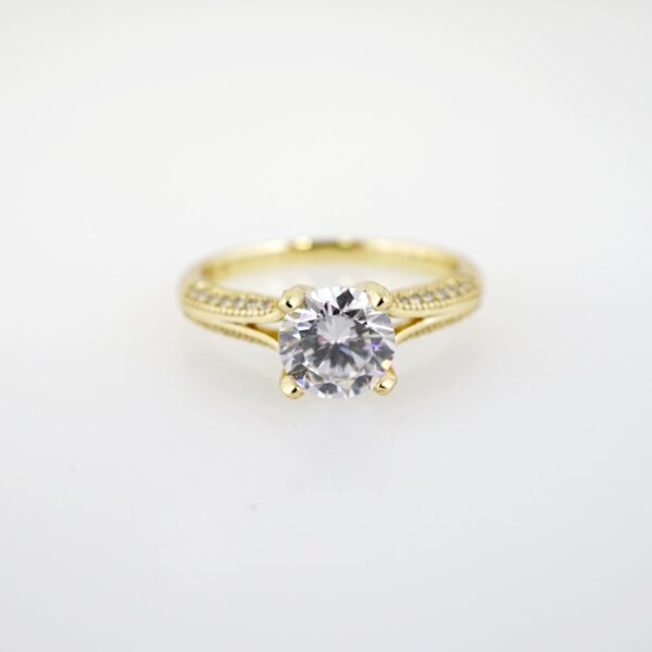 Anillo de Acero Inoxidable Bañado en Oro 14k - RG033