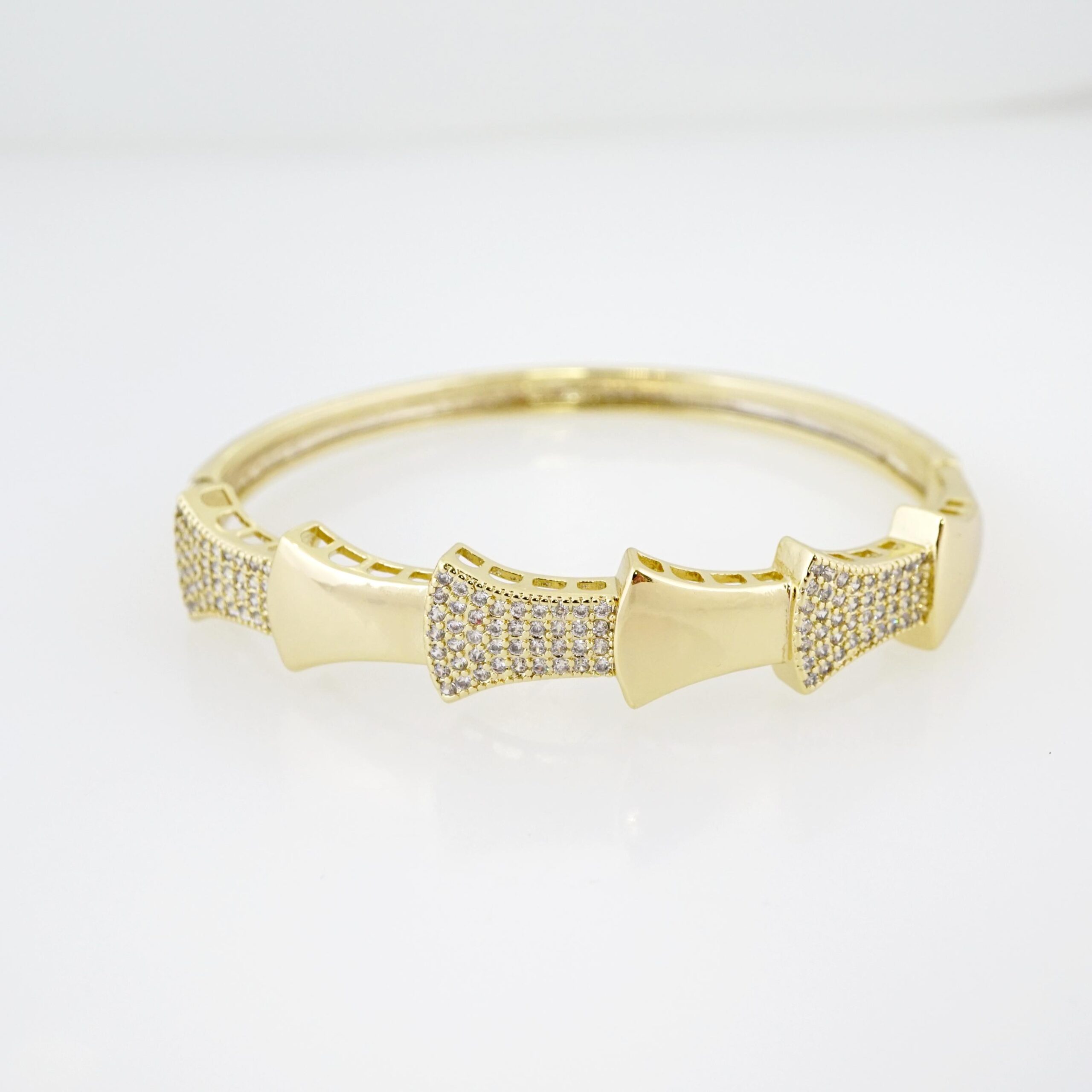 Pulso de Acero Bañado en Oro 14k - BA107