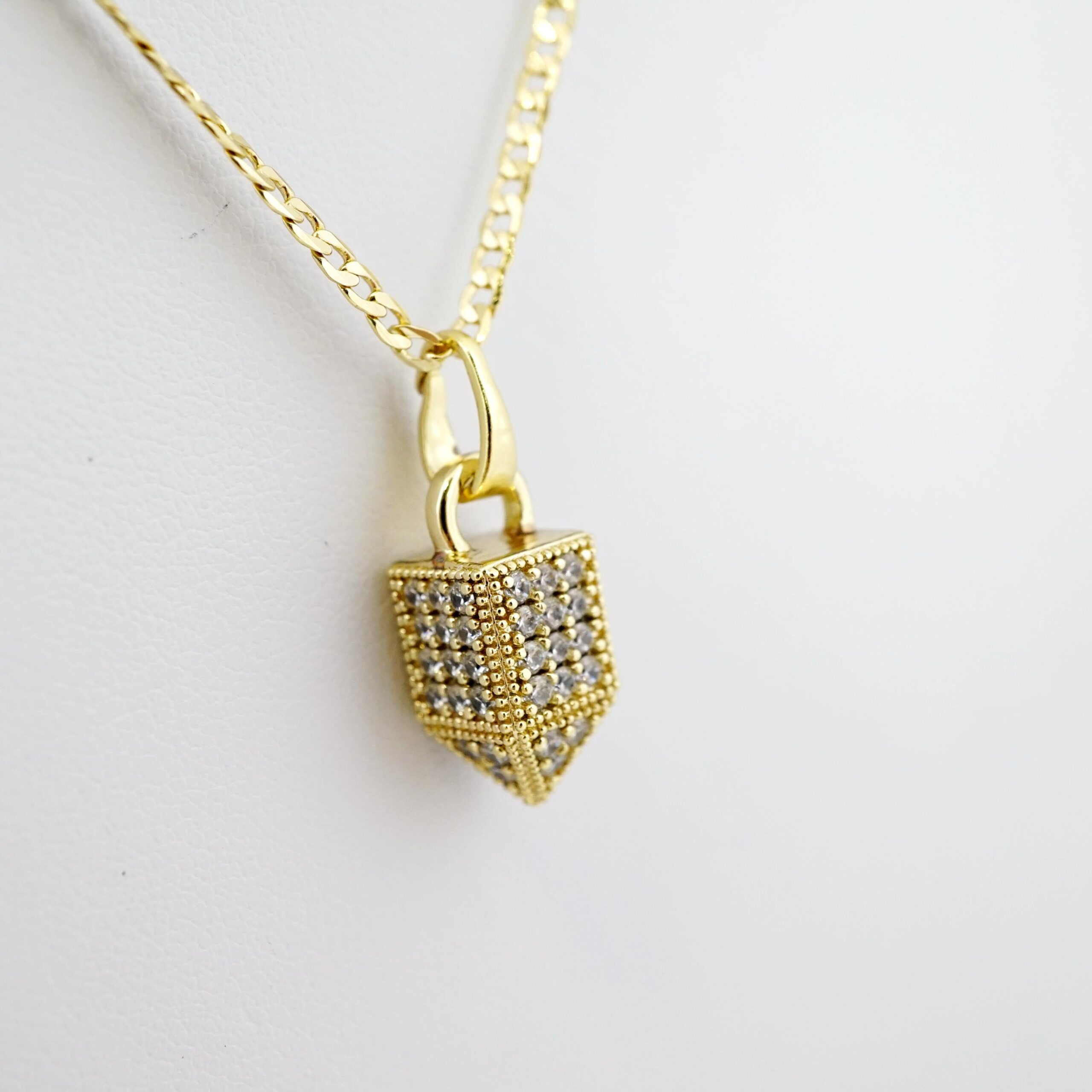 Cadena de Acero Bañada en Oro 14k – CH0143 - Imagen 2