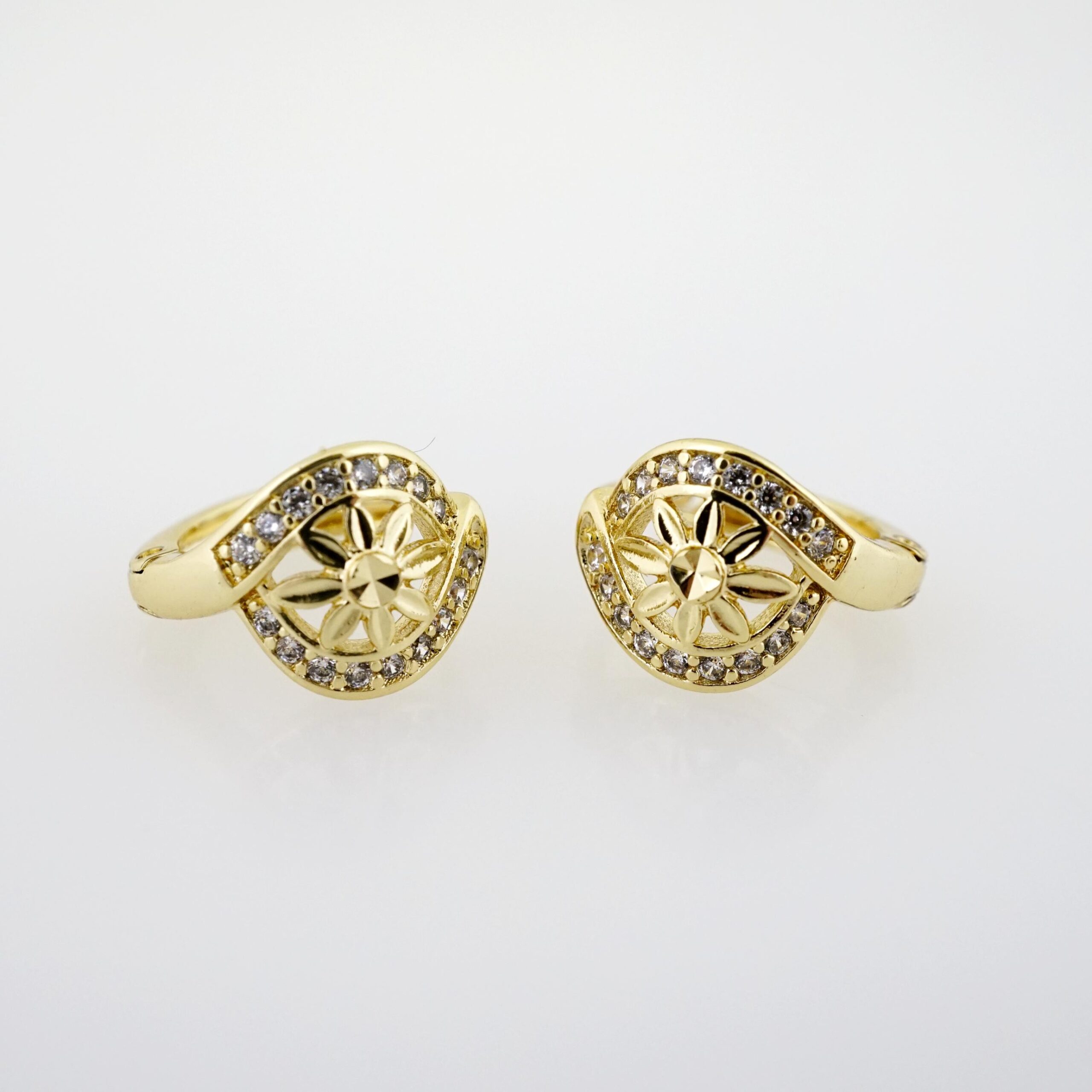 Arete de Acero Bañado en Oro 14k - EA479