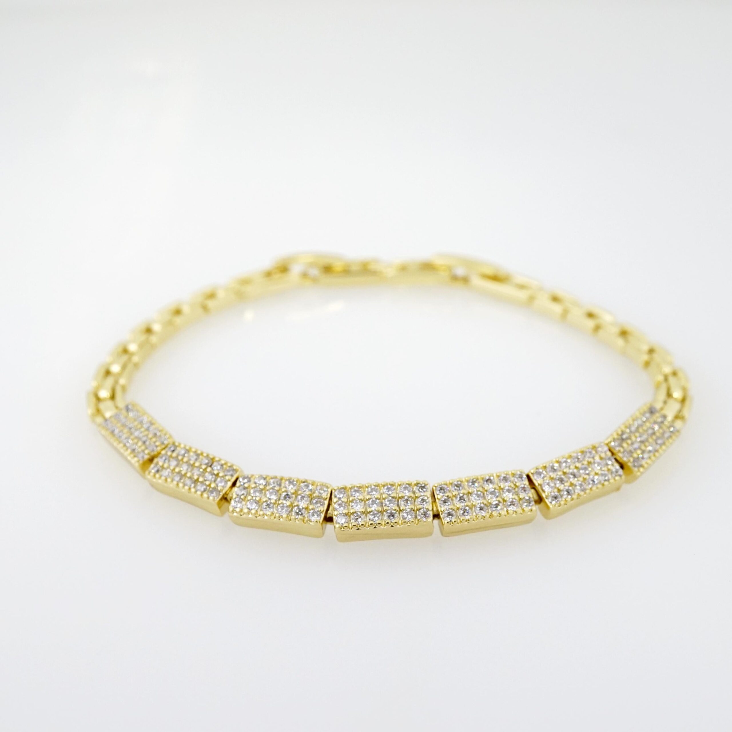 Brazalete de Acero Bañada en Oro 14k - BR0008