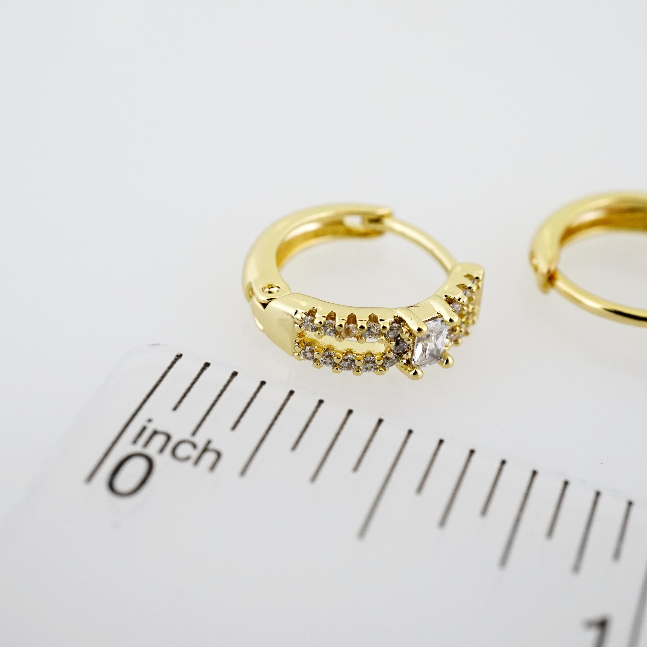 Arete de Acero Bañado en Oro 14k - EA468 - Imagen 3