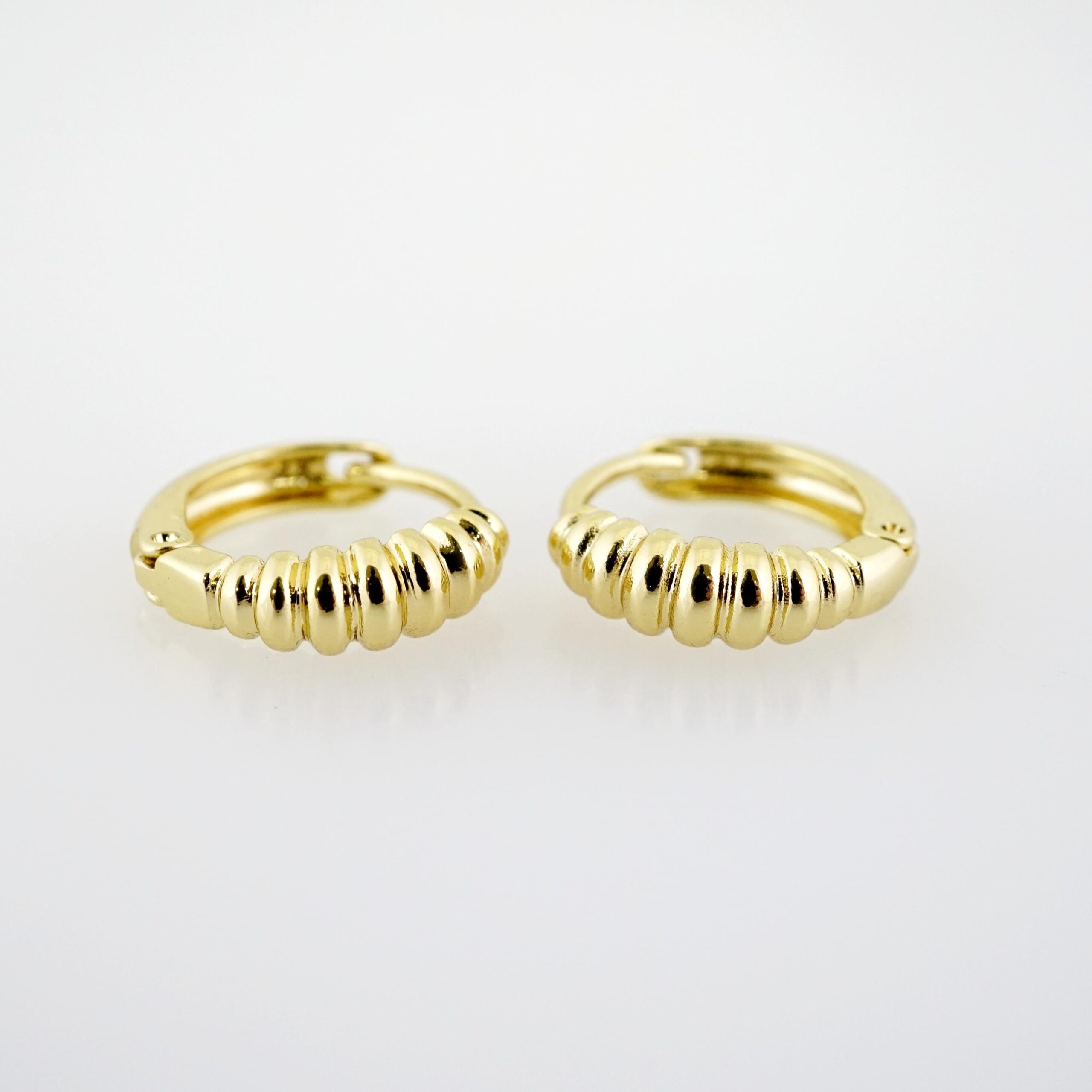 Arete de Acero Bañado en Oro 14k - EA469