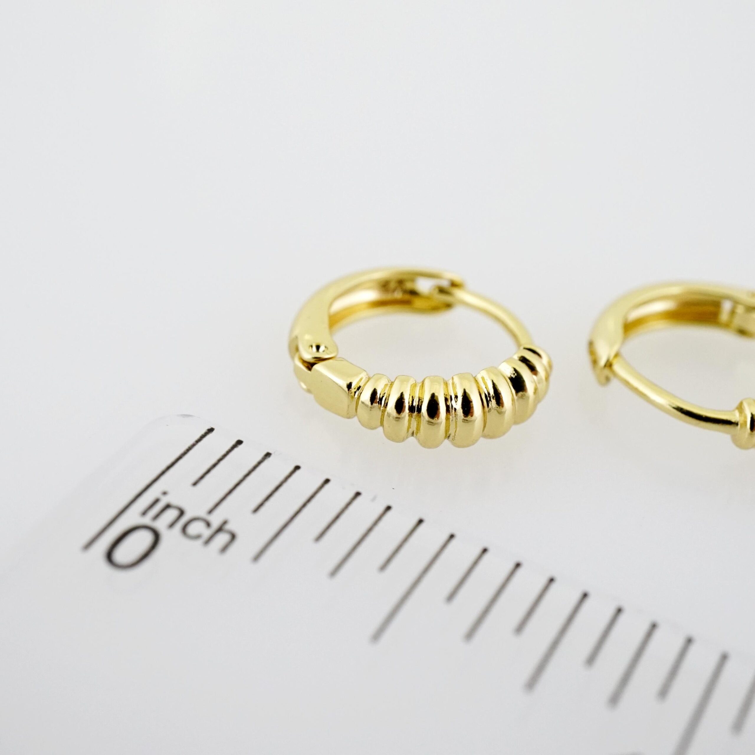 Arete de Acero Bañado en Oro 14k - EA469 - Imagen 3