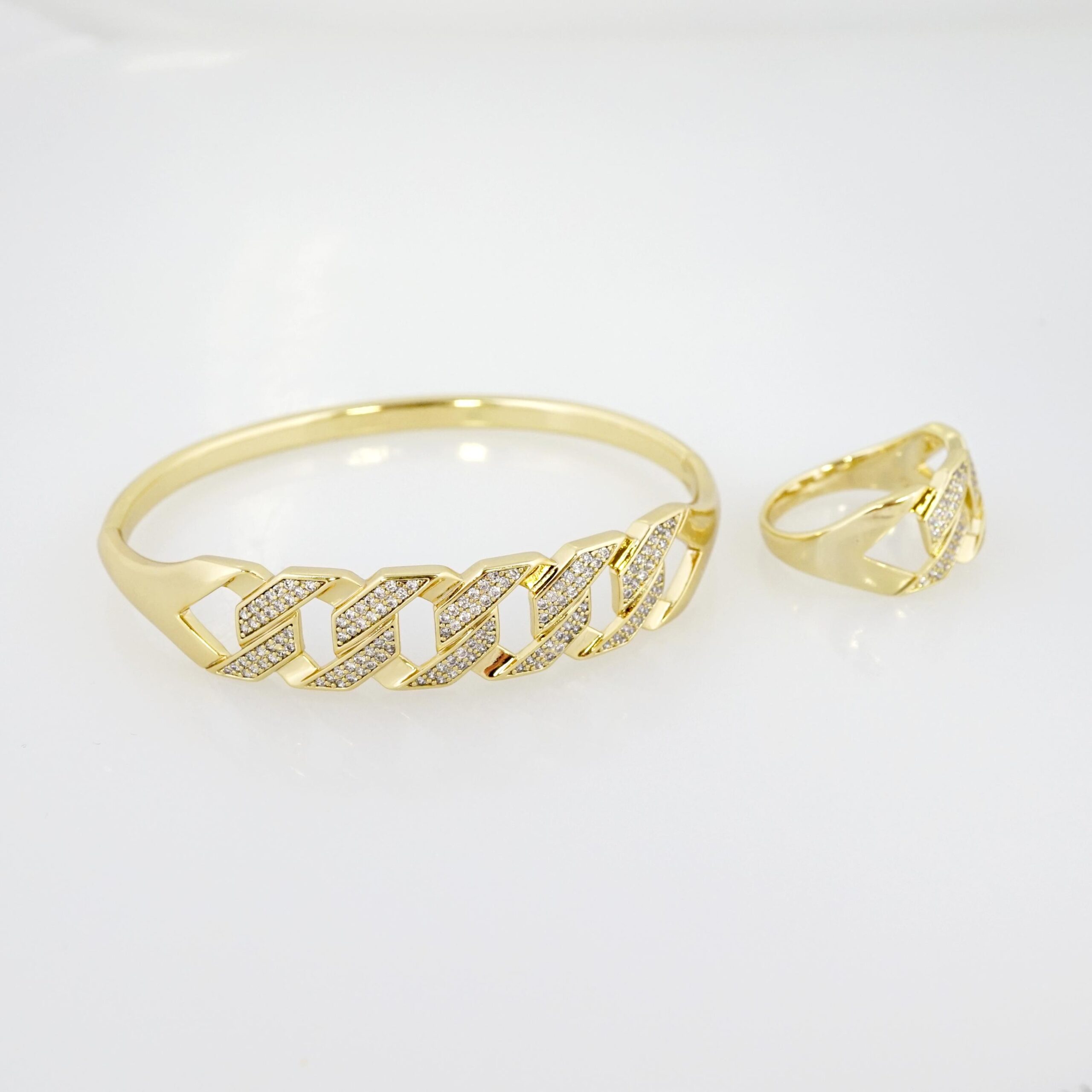 Set de Acero Inoxidable Bañado en Oro 14k - SET066