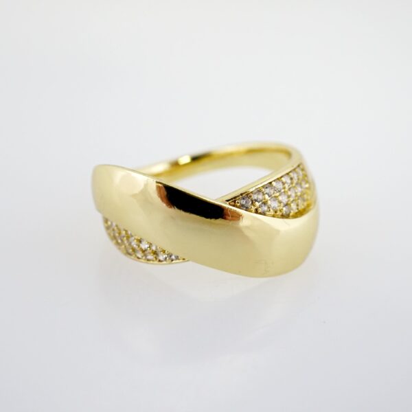 Anillo de Acero Inoxidable Bañado en Oro 14k - RG0089