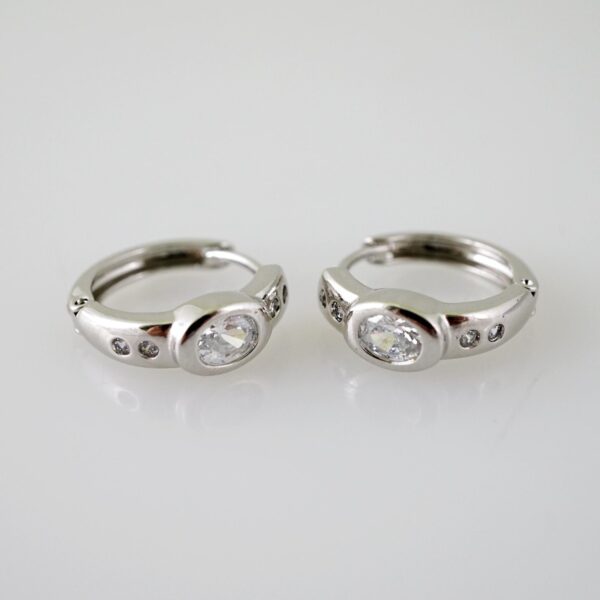 E2340 Earrings - Aretes - Zircon Stone - Silver Color