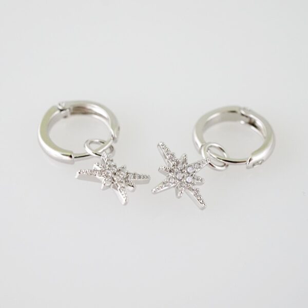 E1952 Earrings - Aretes - Zircon Stone - Silver Color