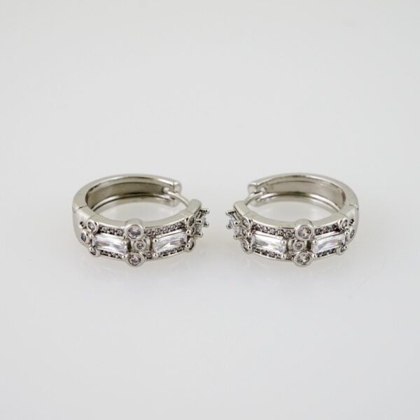 E2137 Earrings - Aretes - Zircon Stone - Silver Color