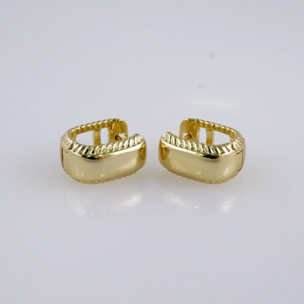 Woman Earrings / Aretes Dama/  Plain/  14k Real Color// E1139