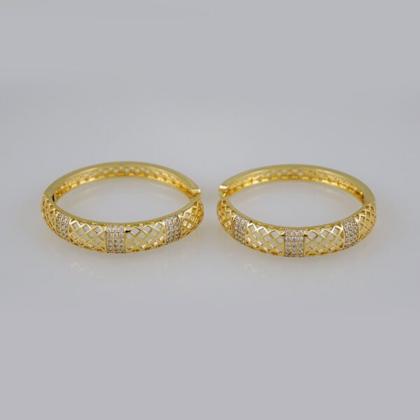 Women Earrings/ Aretes Dama/  Zircon Stone/  14k Real Color// E640